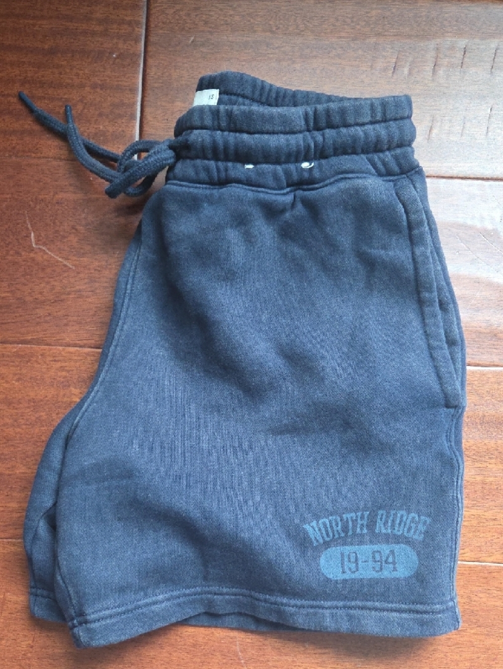 Hollister Mens Mid Thigh Fleece Shorts - Picture 2 of 4